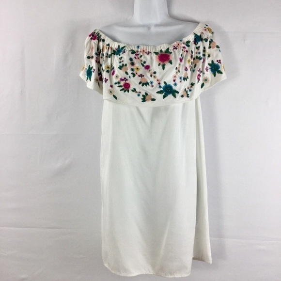 Sugar Lips Off The Shoulder Ruffle Floral Embroidered Dress - Picture 3 of 9